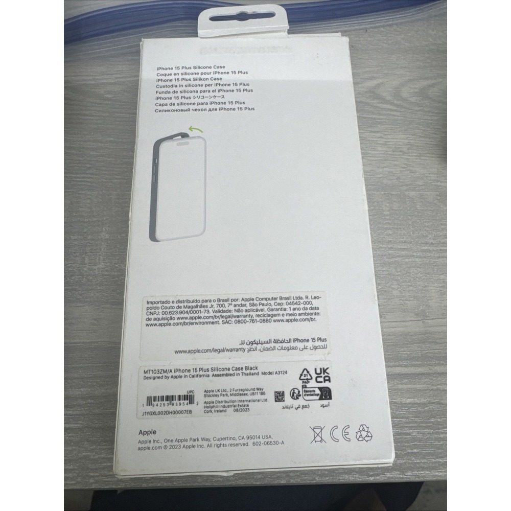 Open Box GENUINE Apple iPhone 15 Plus Silicone Case with MagSafe - Black - Picture 2 of 2
